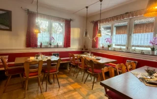 Innenbereich des Restaurants im Wertacher Hof in Wertach im Allgäu